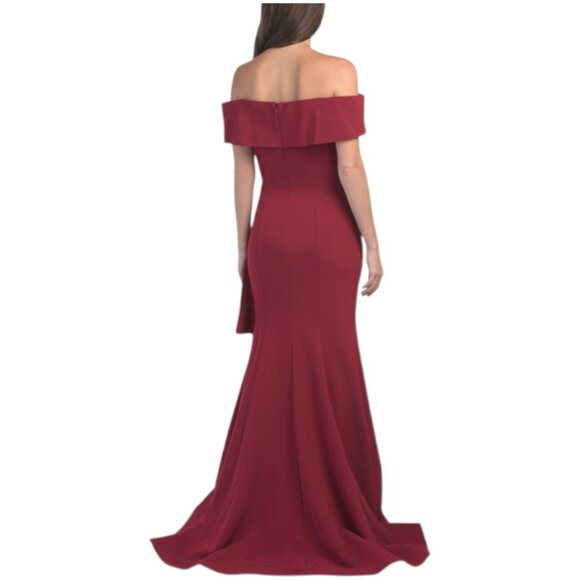 TERANI Off The Shoulder Floral Applique Gown - Picture 2 of 3